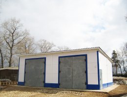 Гаражный бокс  из сэндвич-панелей, построенная компанией Альянс - Гаражный бокс , Изготовлен из сэндвич-панелей, п.Вожгалы, Кировская область